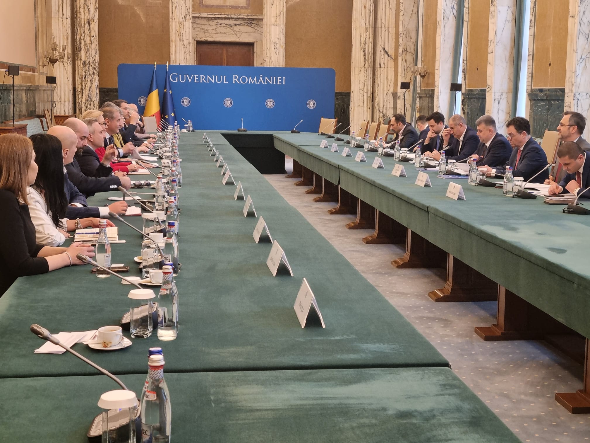 Întâlnirea dintre Prim-Ministrul României și reprezentanții CNIPMMR